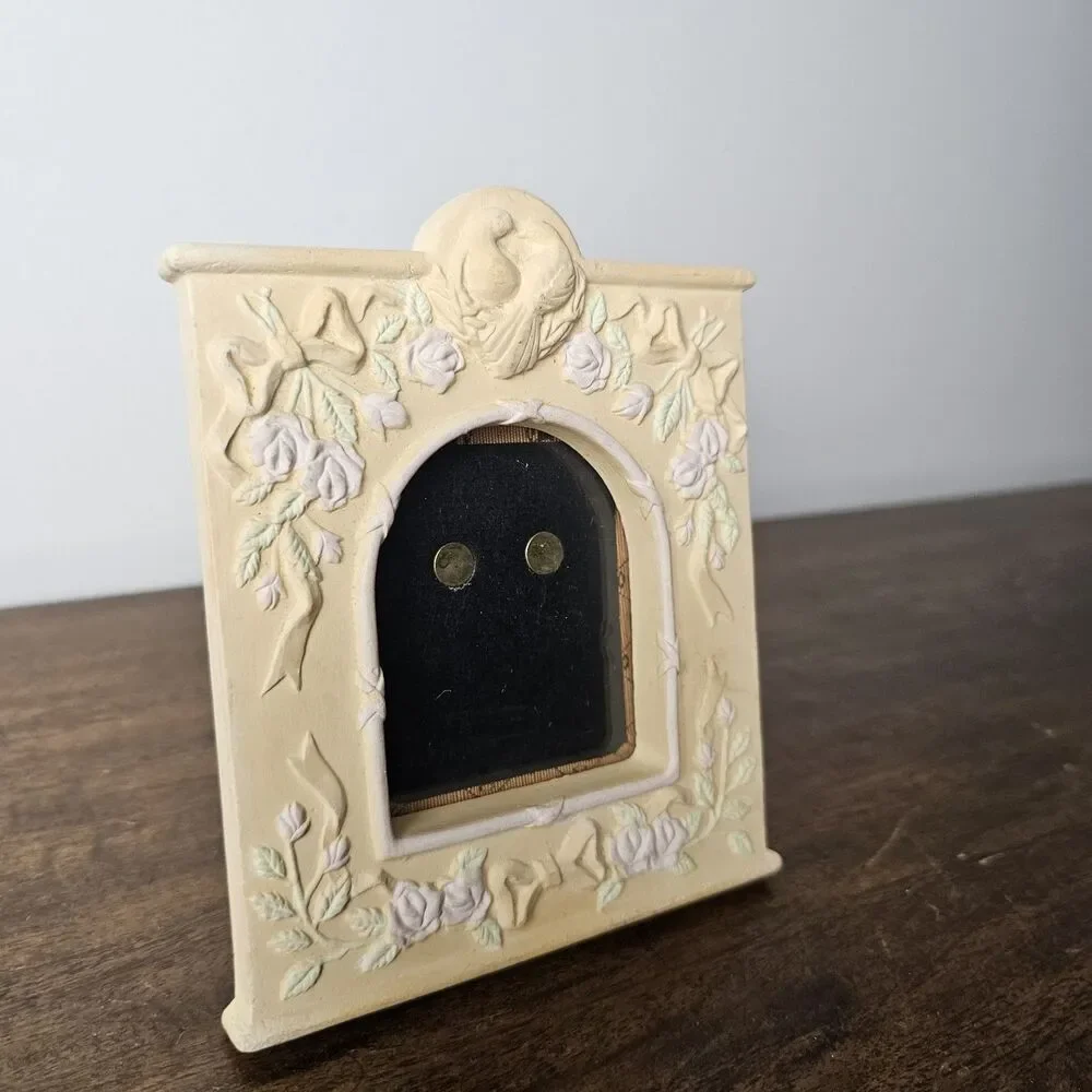 Vintage Ceramic Picture Frame with Roses & Doves Peach Floral Photo Frame